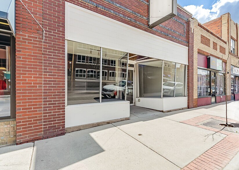 309 Lincolnway St, Cheyenne, WY à vendre - Photo principale – Image 1 sur 18