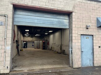 Plus de détails pour 677-687 Bonded Pky, Streamwood, IL - Industriel/Logistique à louer