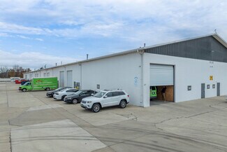Plus de détails pour 10S185 Schoger Dr, Naperville, IL - Industriel/Logistique à louer