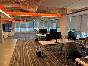 550 S Hope St, Los Angeles, CA à louer Photo intérieure– Image 2 sur 14