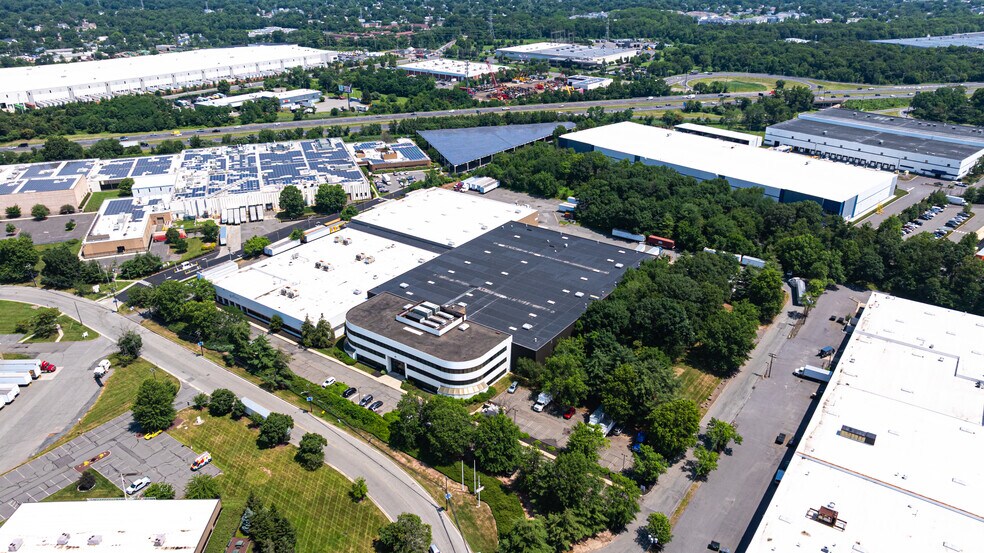 91 New England Ave, Piscataway, NJ à louer - Aérien – Image 2 sur 13