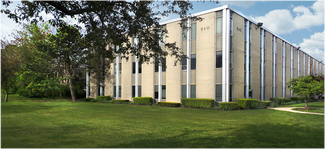 Plus de détails pour 560 Broadhollow Rd, Melville, NY - Bureau à louer