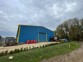Plus de détails pour Chippenham Rd, Newmarket - Industriel/Logistique à louer
