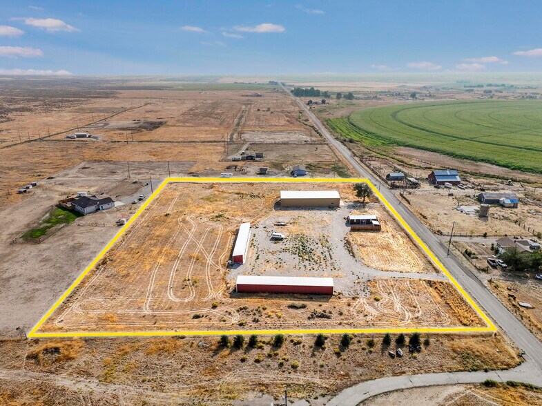 102 E 620 N, Shoshone, ID à vendre - Photo principale – Image 1 sur 32