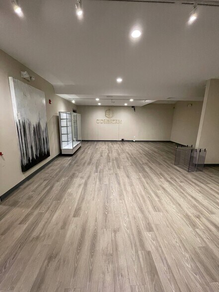 255 Turnpike Rd, Southborough, MA à louer - Photo intérieure – Image 2 sur 12