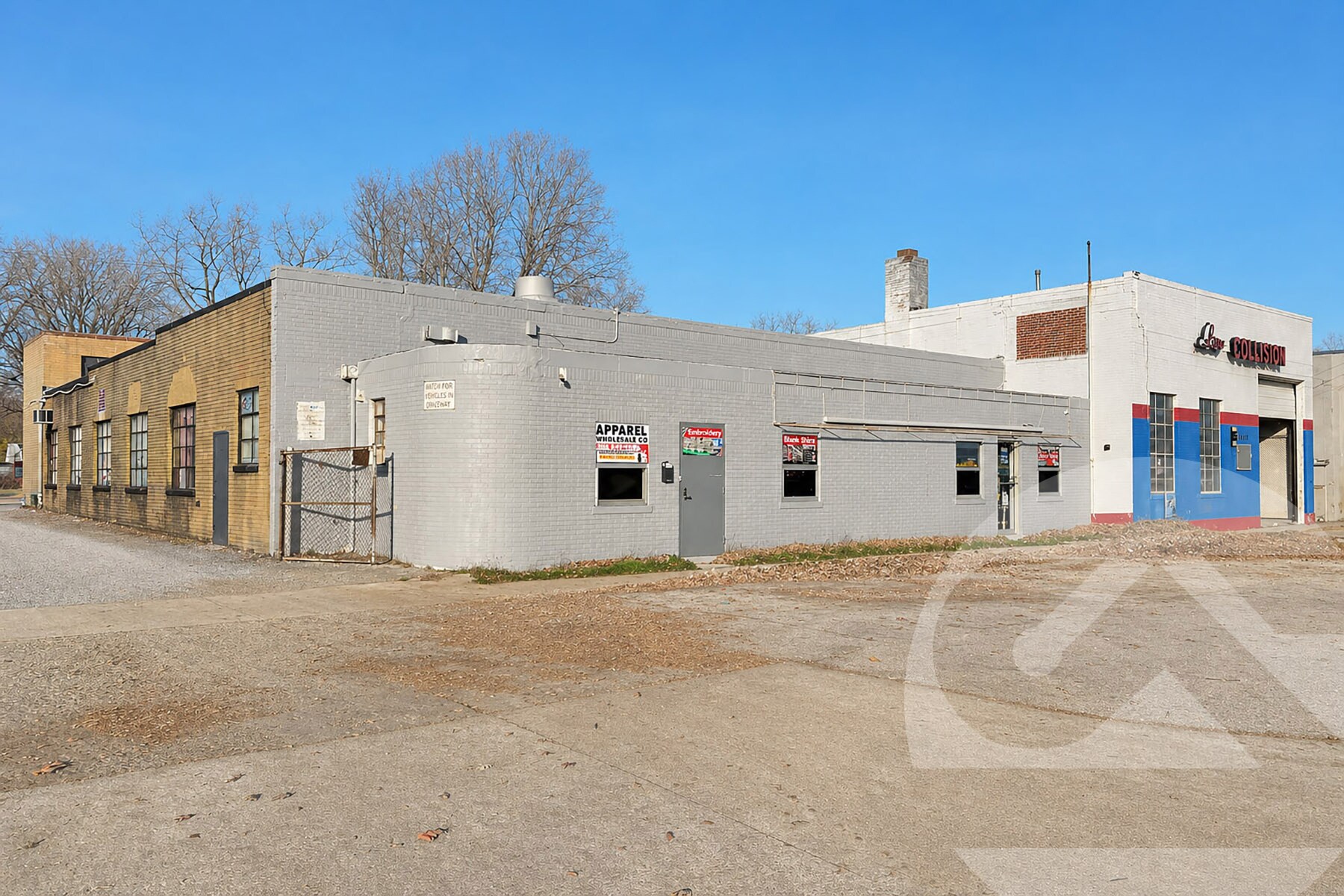 2323 E 9 Mile Rd, Warren, MI à louer Photo principale– Image 1 sur 4
