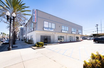 801-823 W Whittier Blvd, Montebello, CA à louer Photo intérieure– Image 2 sur 10