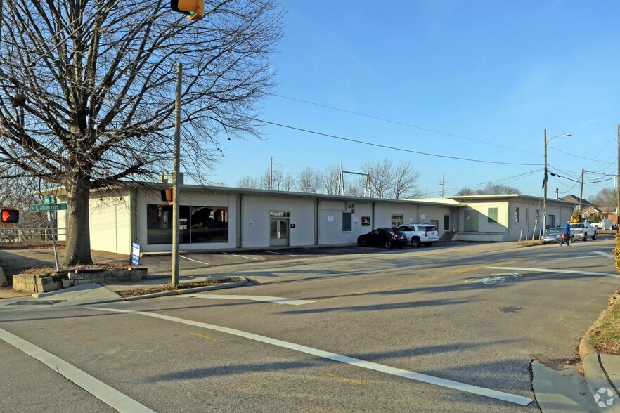 301 W Cabarrus St, Raleigh, NC à louer - Photo de l’immeuble – Image 2 sur 10