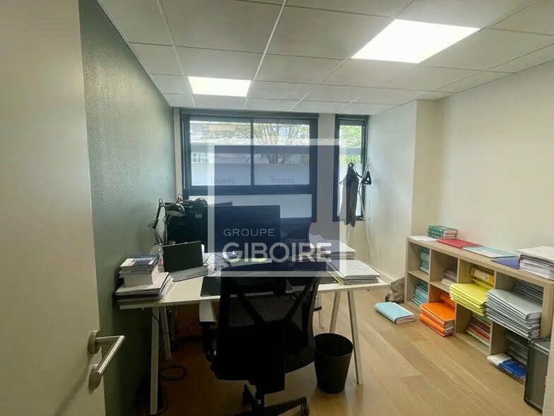 Bureau dans Rennes à vendre - Photo de l’immeuble – Image 3 sur 3