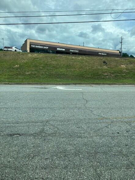 4701 Buena Vista Rd, Columbus, GA à louer - Photo de l’immeuble – Image 3 sur 7
