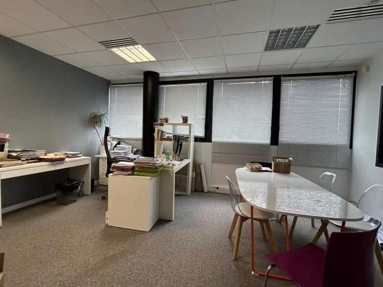 16 Boulevard Charles De Gaulle, Saint-Herblain à louer - Photo de l’immeuble – Image 3 sur 5