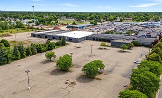 Plus de détails pour 32000 Ford Rd, Garden City, MI - Industriel/Logistique à louer