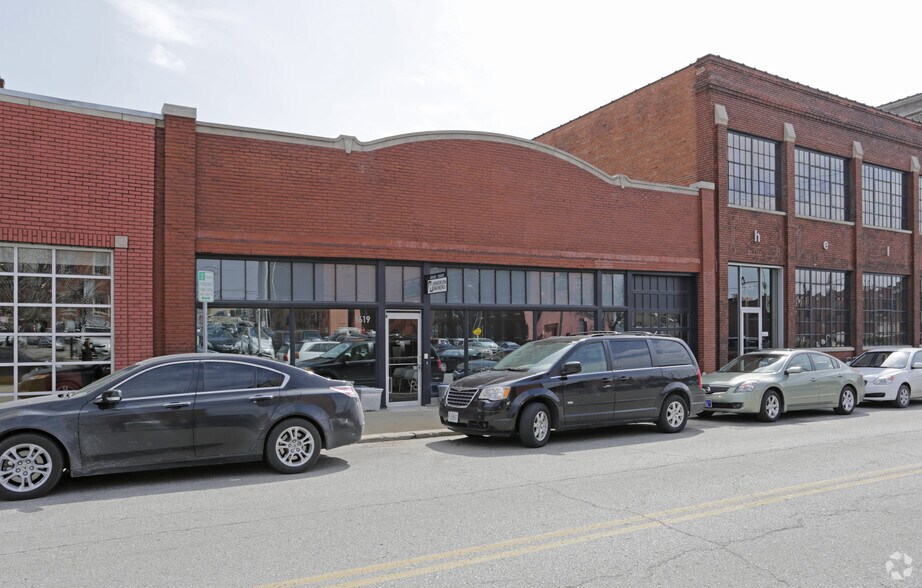 1619 Walnut St, Kansas City, MO à louer - Photo de l’immeuble – Image 2 sur 3