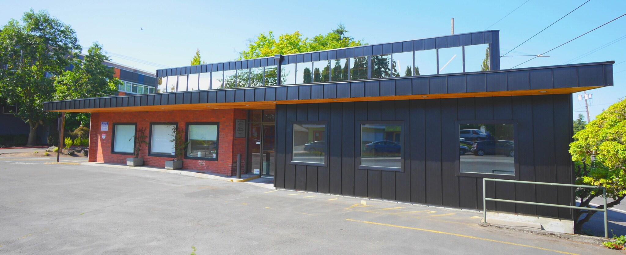 8414 SW Barbur Blvd, Portland, OR à louer Photo principale– Image 1 sur 31