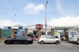 Plus de détails pour 24 Willow Ln, Mitcham - Industriel/Logistique à vendre