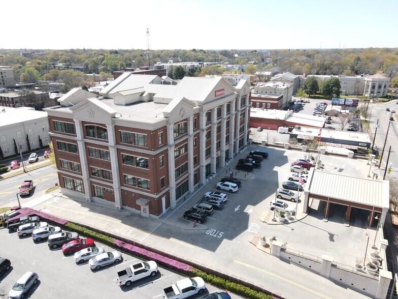 150 W Hancock Ave, Athens, GA à louer - Photo de l’immeuble – Image 2 sur 4