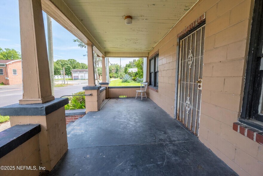 237 S Thompson St, Starke, FL à vendre - Photo de l’immeuble – Image 3 sur 10