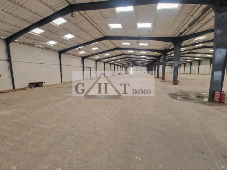 Industriel/Logistique dans Angerville à vendre - Photo intérieure – Image 1 sur 7