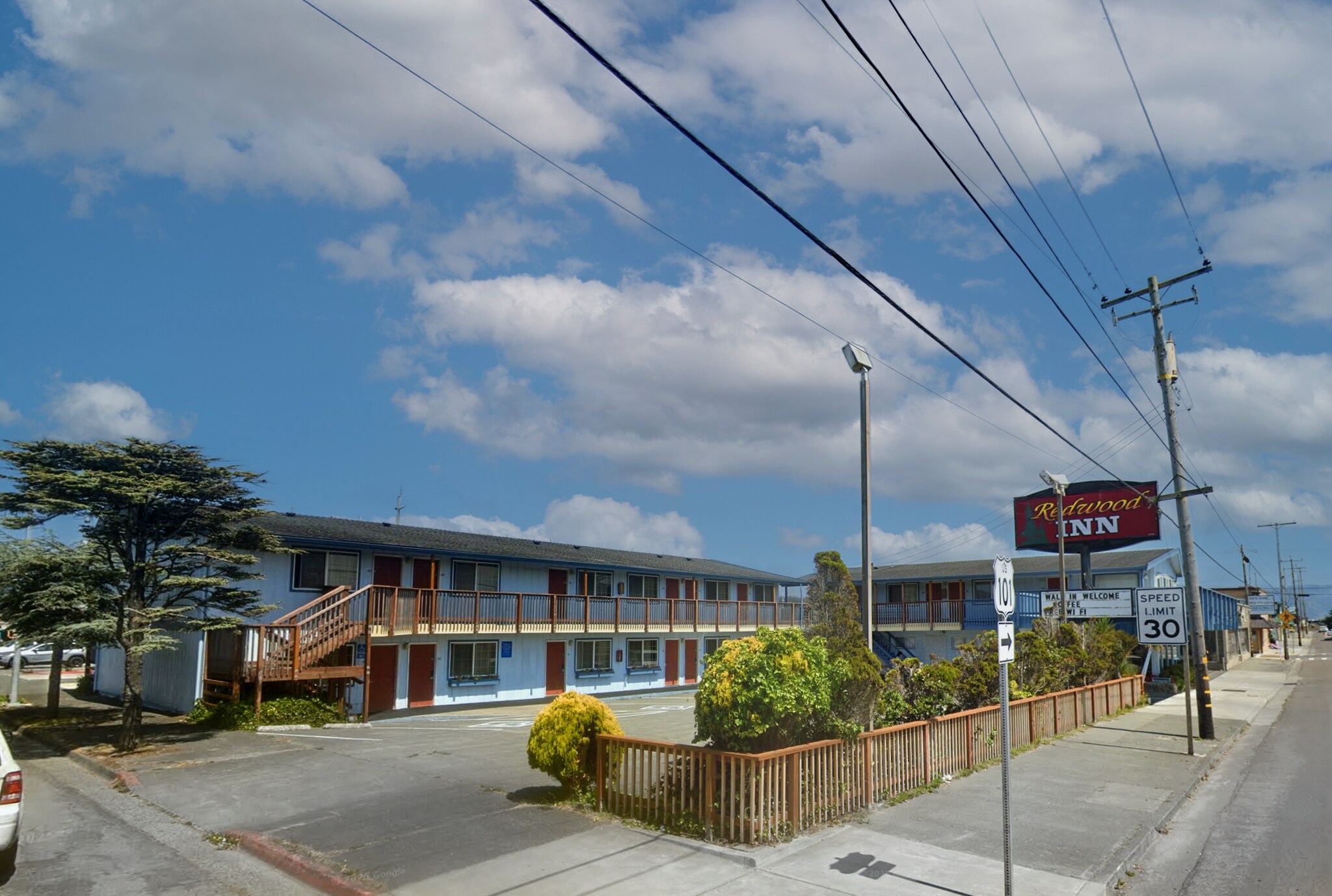 353 L St, Crescent City, CA à vendre Photo principale– Image 1 sur 5