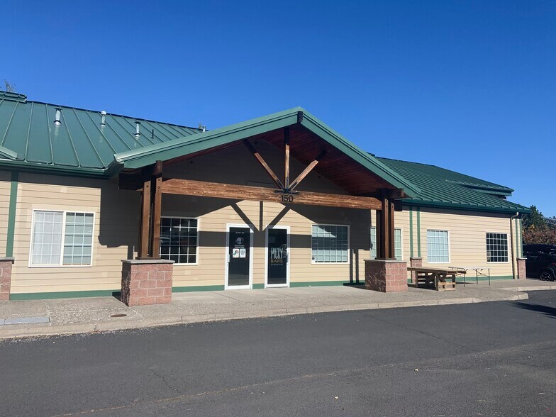 150 SW Scalehouse Loop, Bend, OR à louer - Photo principale – Image 3 sur 5