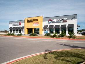 2020 N Bell Blvd, Cedar Park, TX à louer Photo intérieure– Image 2 sur 13