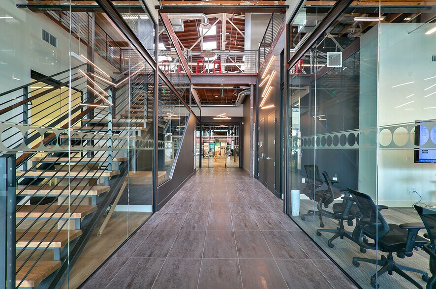 1504 Franklin St, Oakland, CA à louer - Hall d’entrée – Image 2 sur 11