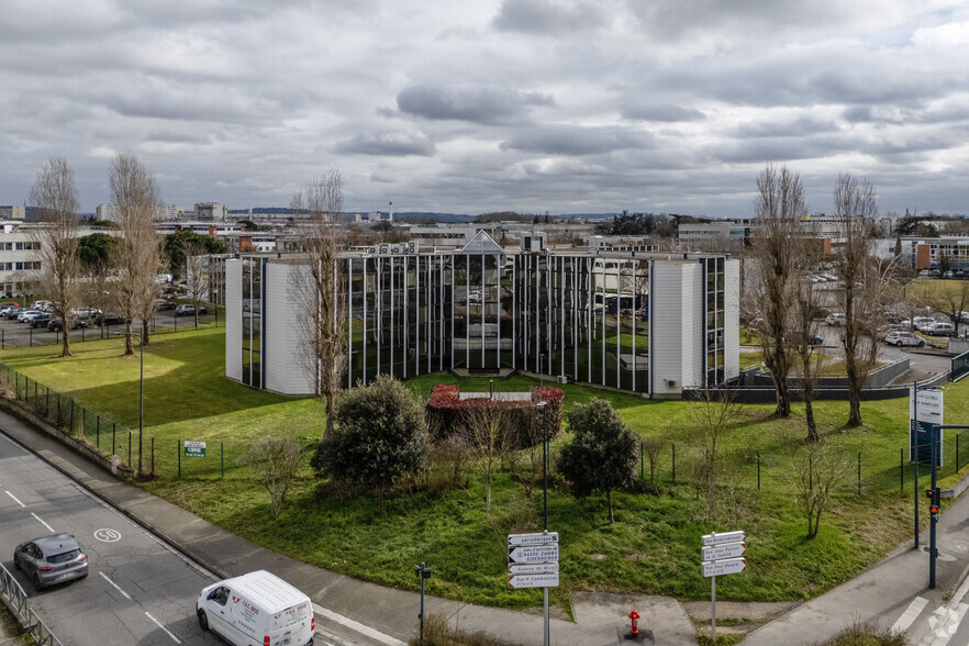 Bureau dans Toulouse à louer - Photo principale – Image 1 sur 4