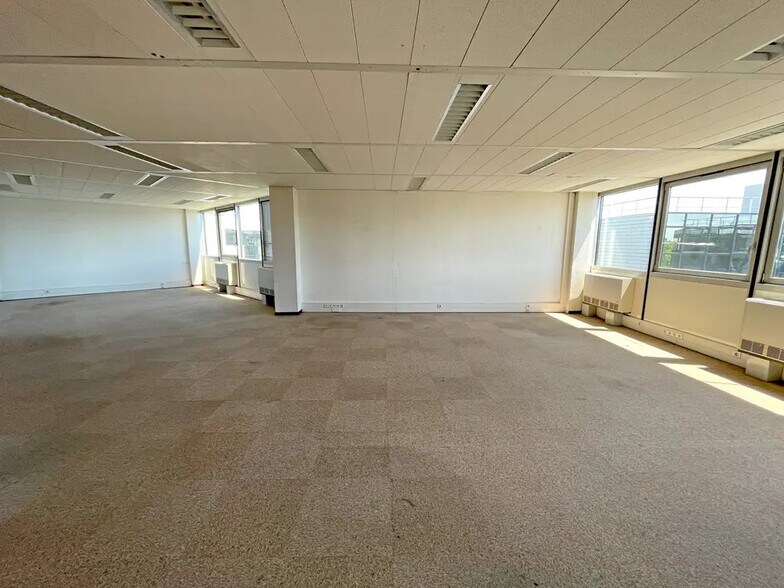 5 Avenue Albert Durand, Blagnac à louer - Photo de l’immeuble – Image 3 sur 9
