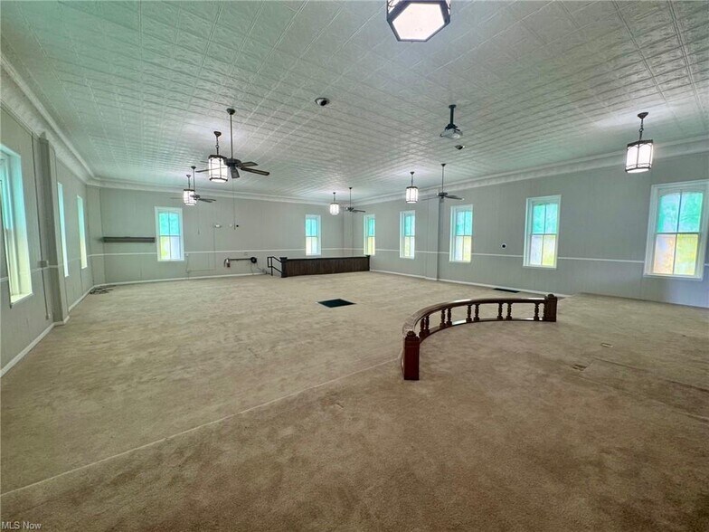 73 S 9th St, Mcconnelsville, OH à vendre - Photo de l’immeuble – Image 3 sur 15