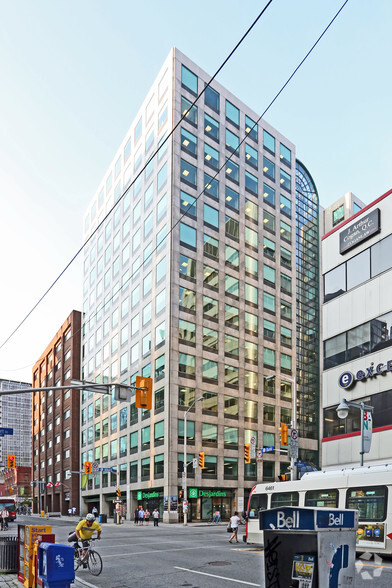 250 Albert St, Ottawa, ON à louer - Photo de l’immeuble – Image 2 sur 10