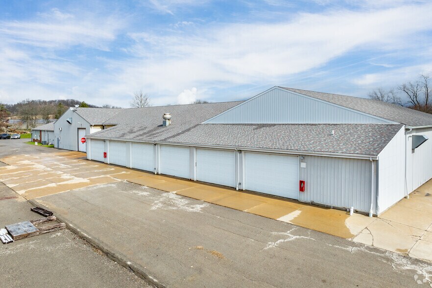 912 Pittsburgh Rd, Butler, PA à vendre - Photo de l’immeuble – Image 3 sur 32