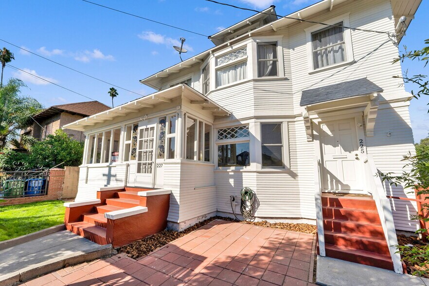 225 N Avenue 57, Los Angeles, CA à vendre - Photo de l’immeuble – Image 3 sur 69