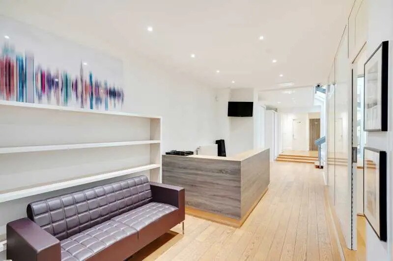 Bureau dans Paris à louer - Photo de l’immeuble – Image 2 sur 12