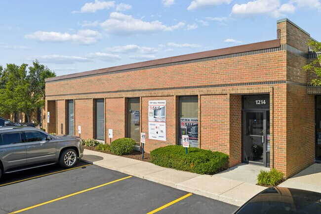 Plus de détails pour 1200-1258 Remington Rd, Schaumburg, IL - Local d'activités à louer