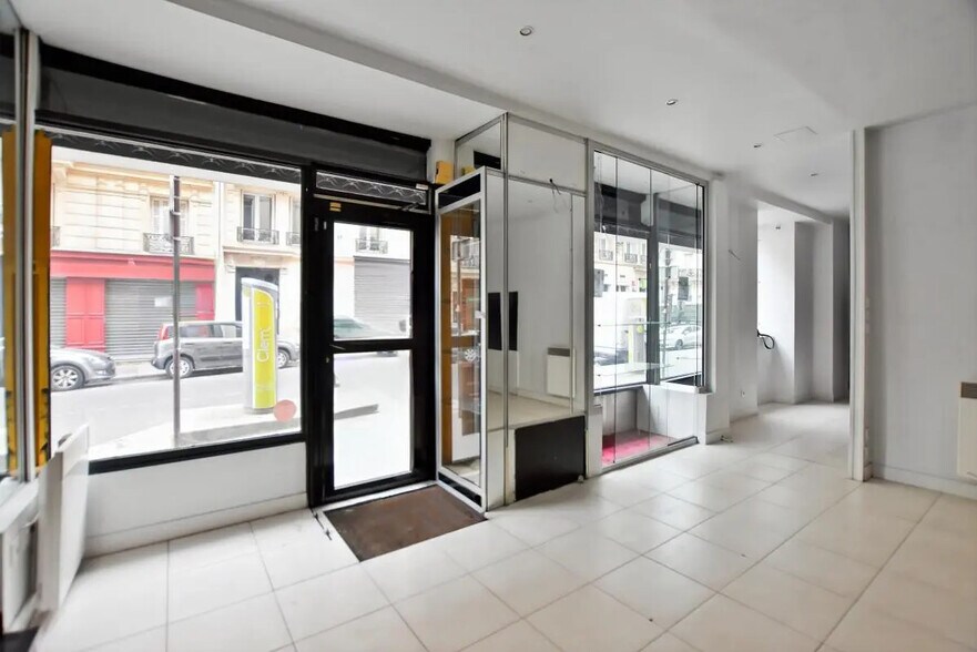Local commercial dans Paris à louer - Photo de l’immeuble – Image 2 sur 5