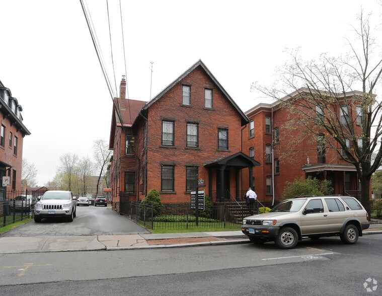 67 Russ St, Hartford, CT à louer - Photo de l’immeuble – Image 3 sur 3