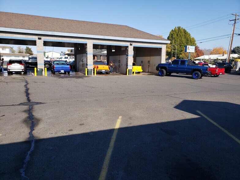 318 N 20th Ave, Pasco, WA à vendre - Photo de l’immeuble – Image 3 sur 9