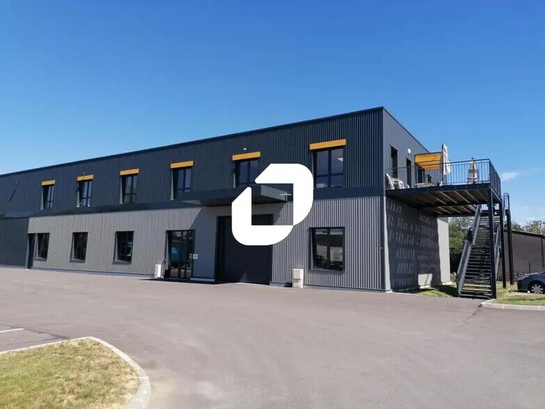 Local d’activités dans Neuville-sur-Saône à louer - Photo de l’immeuble – Image 2 sur 8