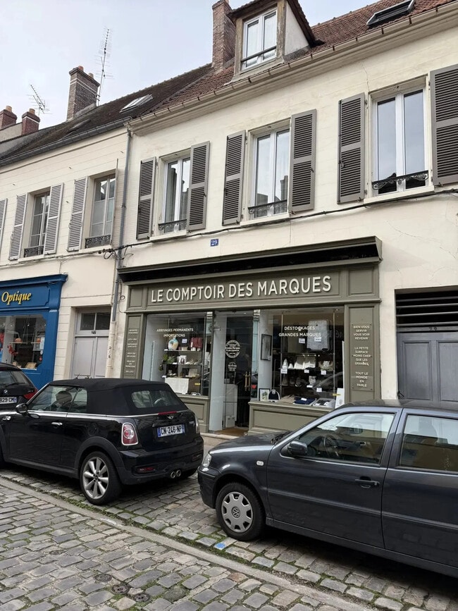Plus de détails pour Local commercial à vendre