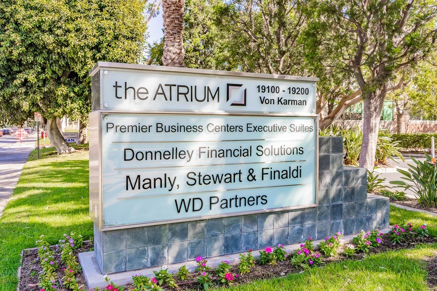 19200 Von Karman Ave, Irvine, CA à louer - Photo de l’immeuble – Image 3 sur 33