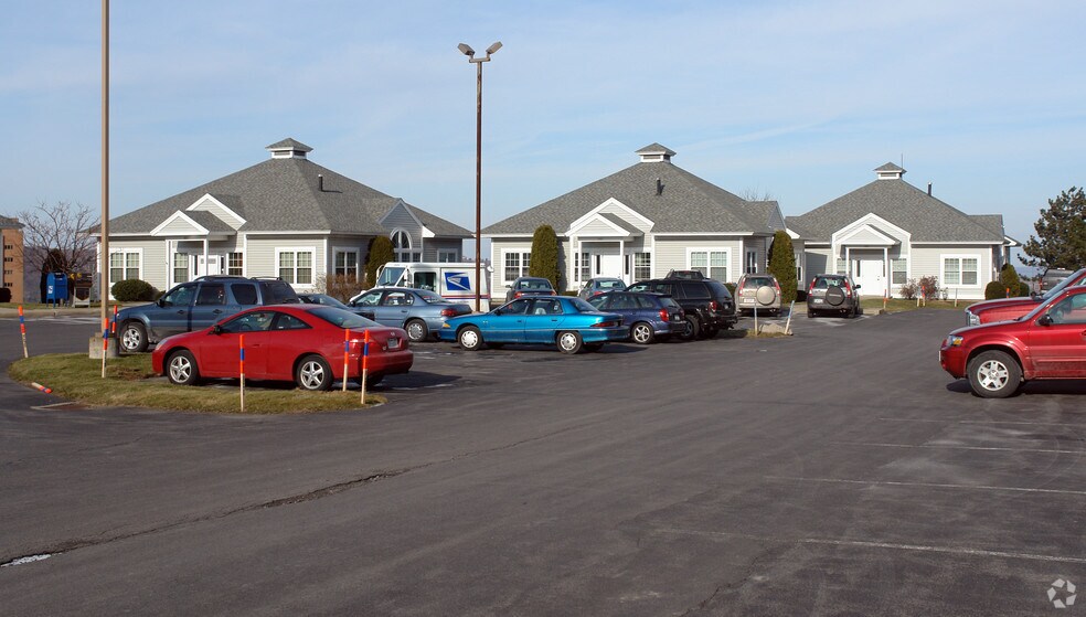 892 E Brighton Ave, Syracuse, NY à vendre - Photo de l’immeuble – Image 2 sur 7