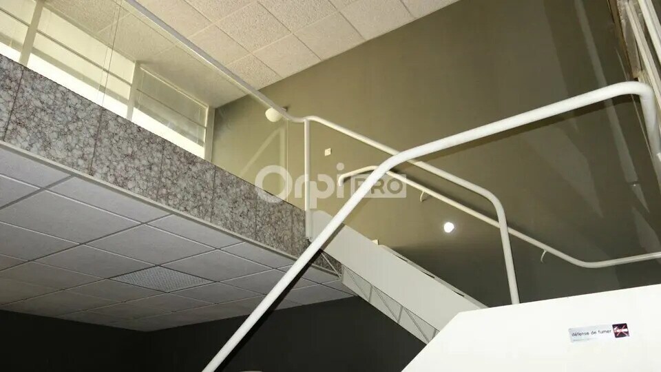 Local d'activités dans Achiet-le-Grand à vendre - Photo de l’immeuble – Image 3 sur 12