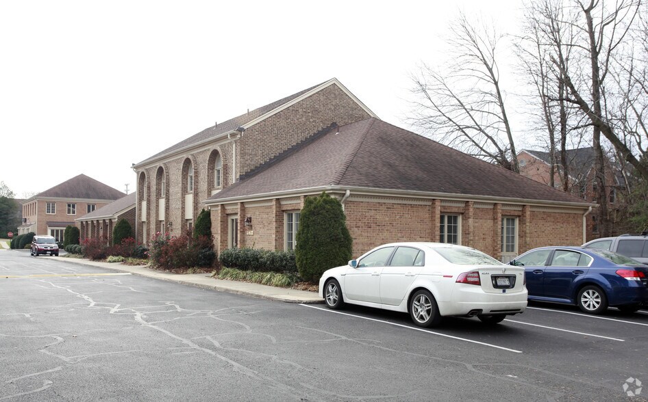 6211-6217 Old Keene Mill Ct, Springfield, VA à vendre - Photo de l’immeuble – Image 2 sur 2
