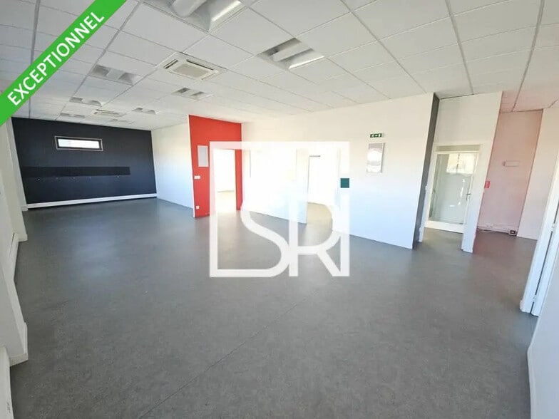 Bureau dans Cournon-d'Auvergne à vendre - Photo de l’immeuble – Image 2 sur 12