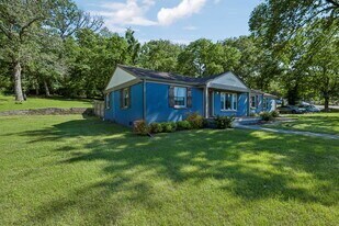 Plus de détails pour 1201 S Graycroft Ave, Madison, TN - Bureau à louer
