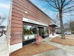 1040 W Washington St, Greenville, SC à louer Photo intérieure– Image 2 sur 20