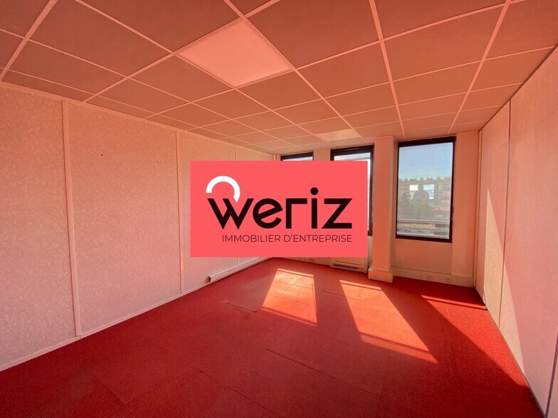 348 Avenue Du Prado, Marseille à louer - Photo de l’immeuble – Image 2 sur 8