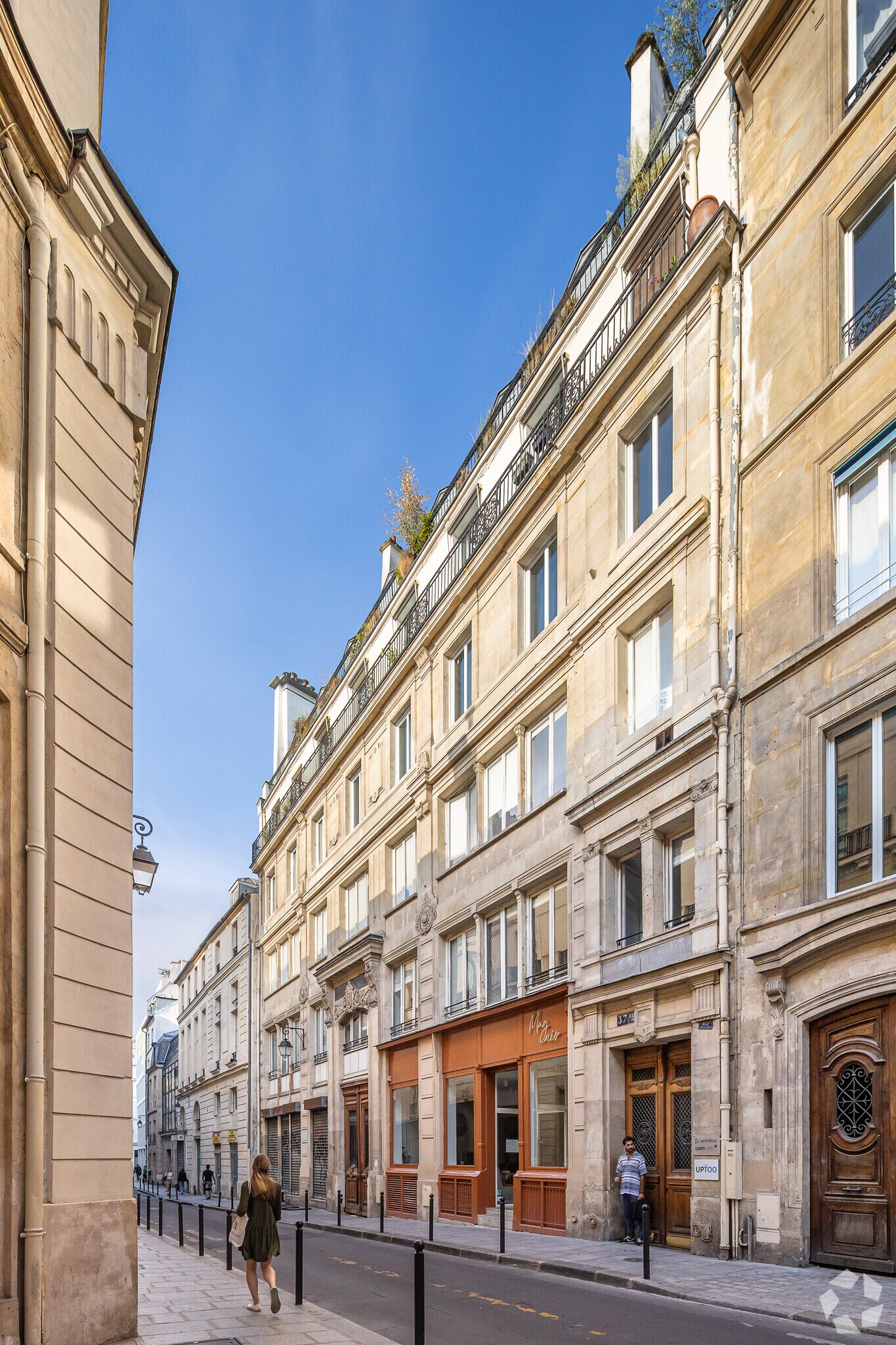 Rue Saint-Fiacre, Paris à louer Photo principale– Image 1 sur 7