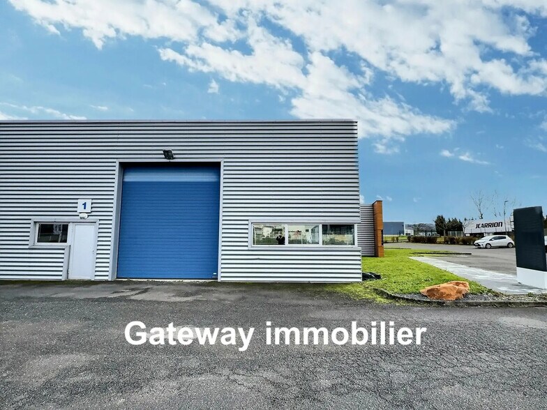 Industriel/Logistique dans Creuzier-le-Neuf à vendre - Photo de l’immeuble – Image 3 sur 11