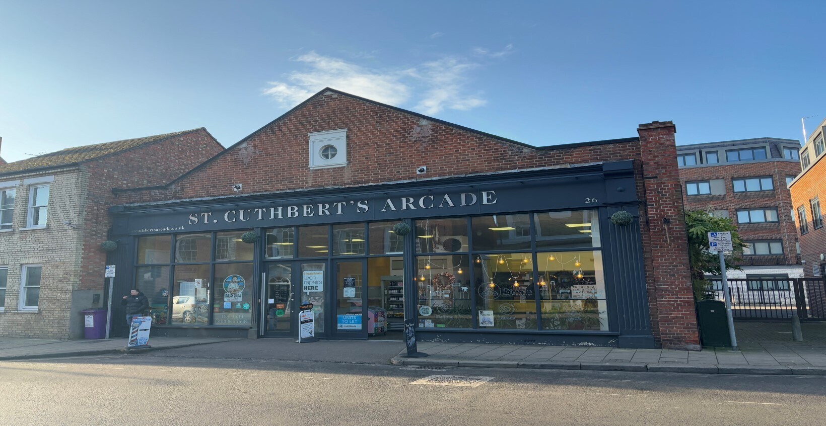 26 St Cuthberts St, Bedford à louer Photo principale– Image 1 sur 7